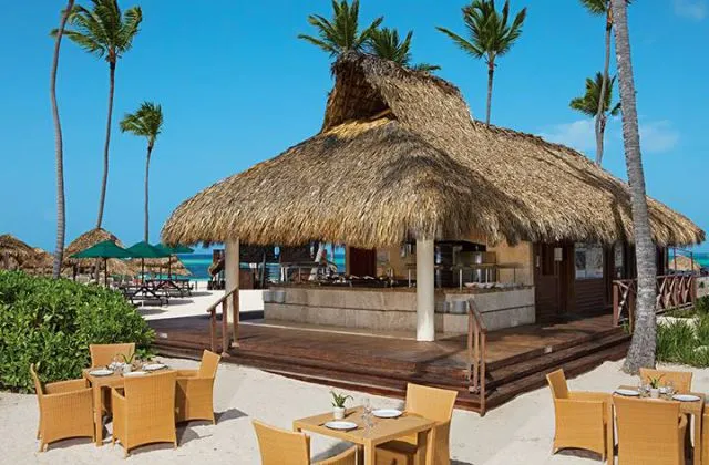 Now Larimar Punta Cana all inclusive Barefoot Grill